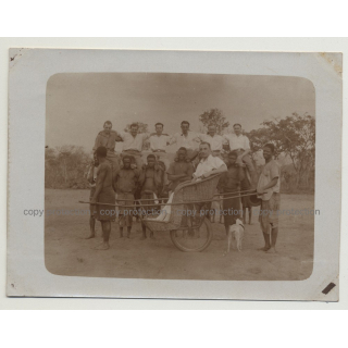Kolonialherr In Push-Carry Trolley / Belgian Congo (Vintage Photo B/W 1920s)