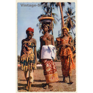 Africa: Retour Du Marché / Topless Indigenous Female - Ethnic (Vintage RPPC Hoa-Qui)