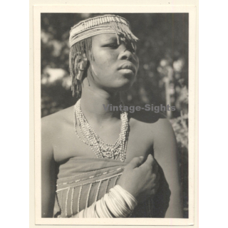 African Girl With Tribal Headdress / Ethnic (Vintage Photo 1940s/1950s)