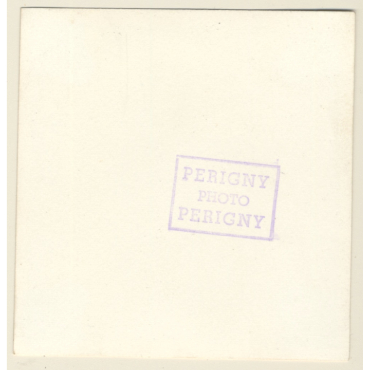 2 Pretty Shorthaired African Females In Traditional Clothing / Ethnic (Vintage Photo 1940s/1950s)