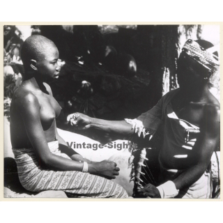 Africa: Older Tribal Woman & Young Female / Ethnic (Vintage Photo 1970s/1980s)