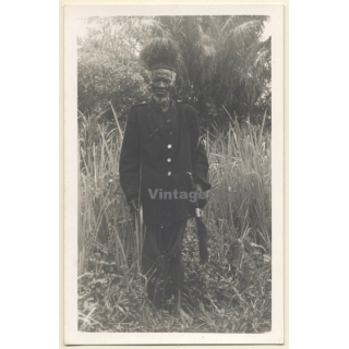 Africa / Congo?: Proud Féticheur With Large Hat / Medicine Man (Vintage Photo ~1940s/1950s)