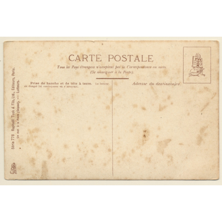 2 Muscular Wrestlers On The Mat / Lutteurs (Vintage PC ~1910s/1920s)