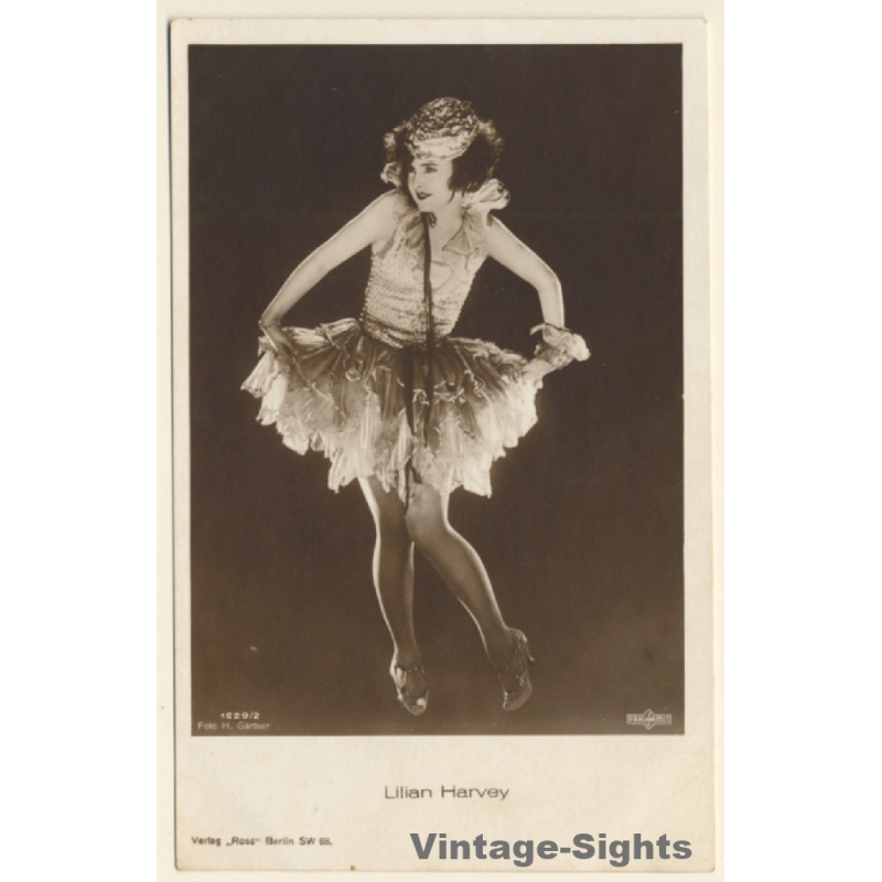 Lilian Harvey / Actress - Ross Verlag 1529/2 (Vintage RPPC 1920s/1930s)