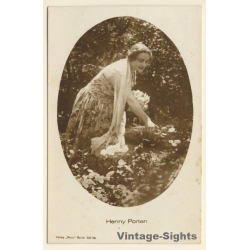 Henny Porten / Actress - Ross Verlag 1108/4 (Vintage RPPC 1920s/1930s)