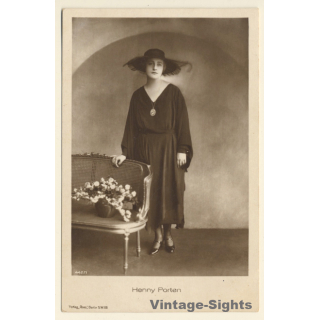 Henny Porten / Actress - Ross Verlag 442/1 (Vintage RPPC 1920s/1930s)