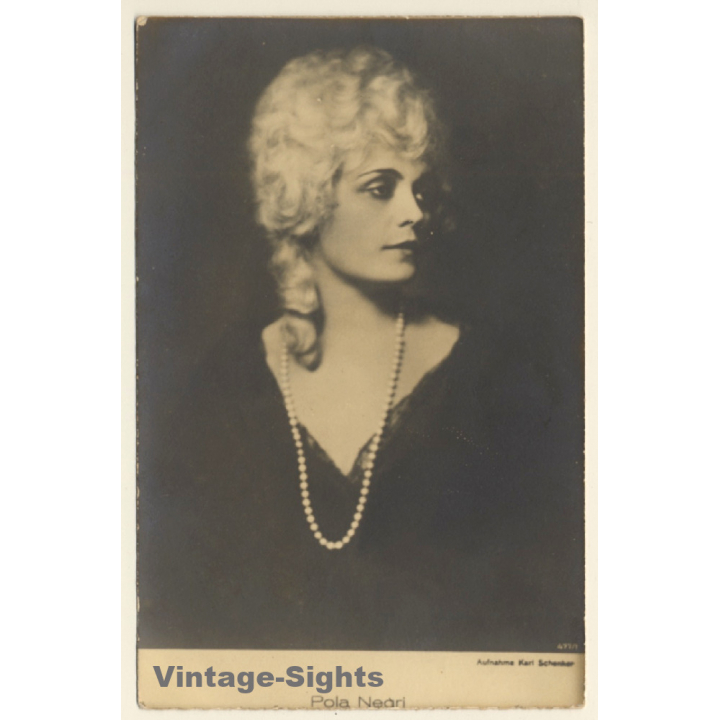 Pola Negri / Polish Actress - 477/1 (Vintage RPPC 1920s/1930s)