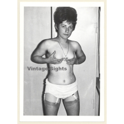 Erotic Study: Natural Shorthaired Topless Female Holds Boobs (Vintage Photo ~1950s/1960s)