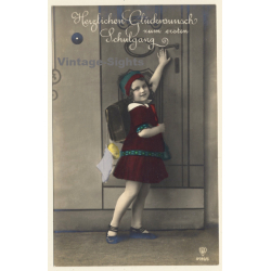 Little Girl With School Cone & Tornister *5 / Schultüte (Vintage RPPC 1929)