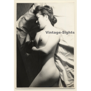 Erotic Study: Natural Nude Asian Female *15 (Vintage Photo ~1940s/1950s)