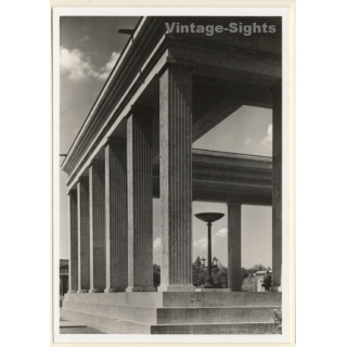 Architekt Paul Ludwig Troost: Ehrentempel Königlicher Platz München (Vintage RPPC)