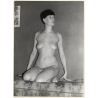 Erotic Study: Elegant Tall Nude With Bob On Bed*1 (Vintage Photo 18 x 13 CM GDR ~1970s)