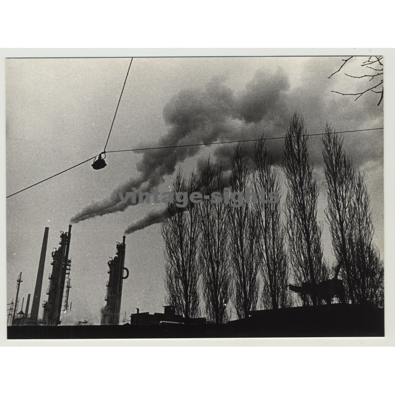 46244 Bottrop / Germany: Smog Over Power Plant / Ruhrpott (Vintage Photo 1970s)