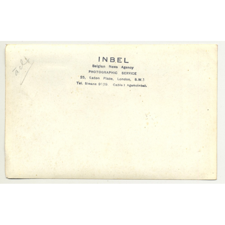 Backstage String Puppet Theatre 2 / Czech Institute - London 1942 (Vintage Photo B/W)