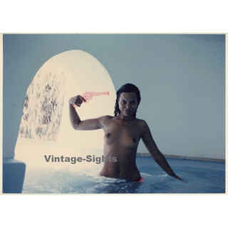 Erotic Study by Pjotr Van Moock: Dark-Skinned Nude Holds Gun In Pool (Vintage XL Photo 30 x 42 CM 1980s)