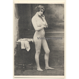 1920s Erotica: Belle Epoque Nude*5 / Risqué - Boudoir (Vintage Trading Card ~1930s)