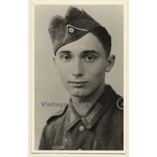 WW2: Handsome Young German Soldier In Uniform *5 (Vintage RPPC 1930s/1940s)