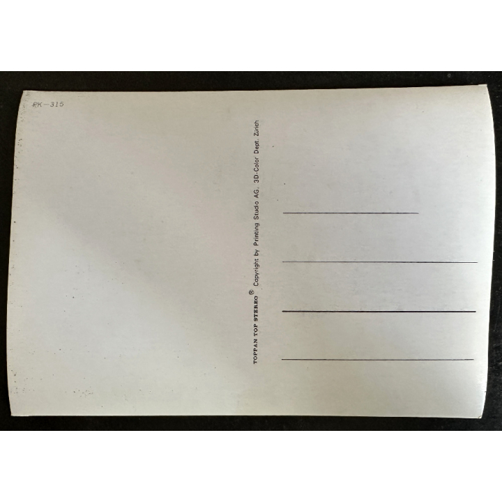 PK-315: Blonde Nude on Red Couch / Pin-Up (Vintage 3D Stereo Effect Postcard Toppan ~1960s/1970s)