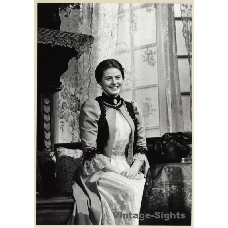 Young Ingrid Bergman in Stage/Movie Outfit (Vintage Press Photo 1950s)