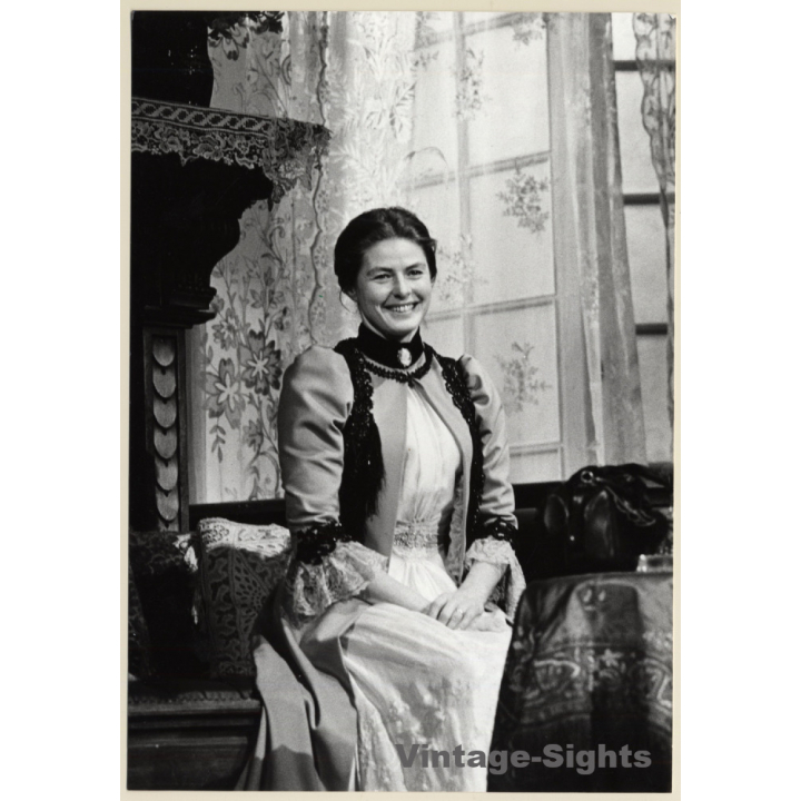Young Ingrid Bergman in Stage/Movie Outfit (Vintage Press Photo 1950s)