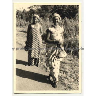 Native African Women From Goma - Congo / Fashion  (Vintage Photo B/W ~1950s)