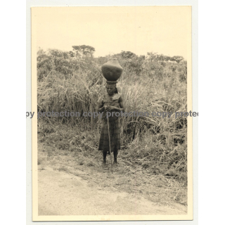 Old Congolese Woman Head-Carrying Clay Pitcher (Vintage Photo B/W ~1950s)
