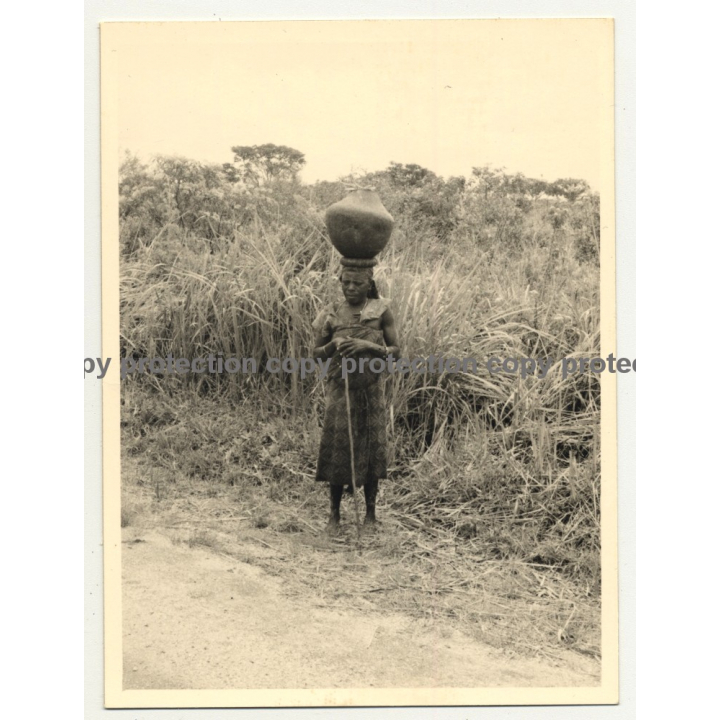 Old Congolese Woman Head-Carrying Clay Pitcher (Vintage Photo B/W ~1950s)
