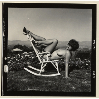 Erotic Study: Racy Busty Semi Nude Pin-up Outdoors*8 / Rocking Chair (Vintage Contact Sheet Photo 1970s/1980s)