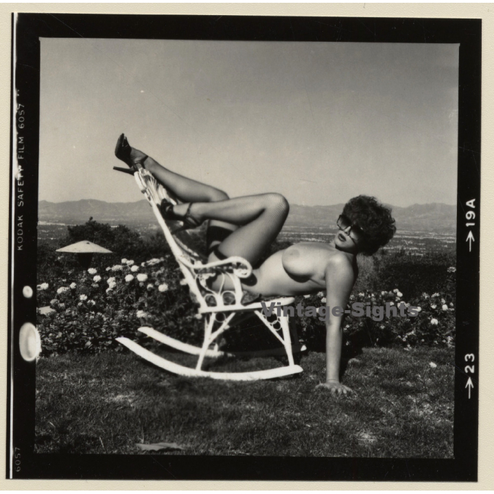 Erotic Study: Racy Busty Semi Nude Pin-up Outdoors*8 / Rocking Chair (Vintage Contact Sheet Photo 1970s/1980s)