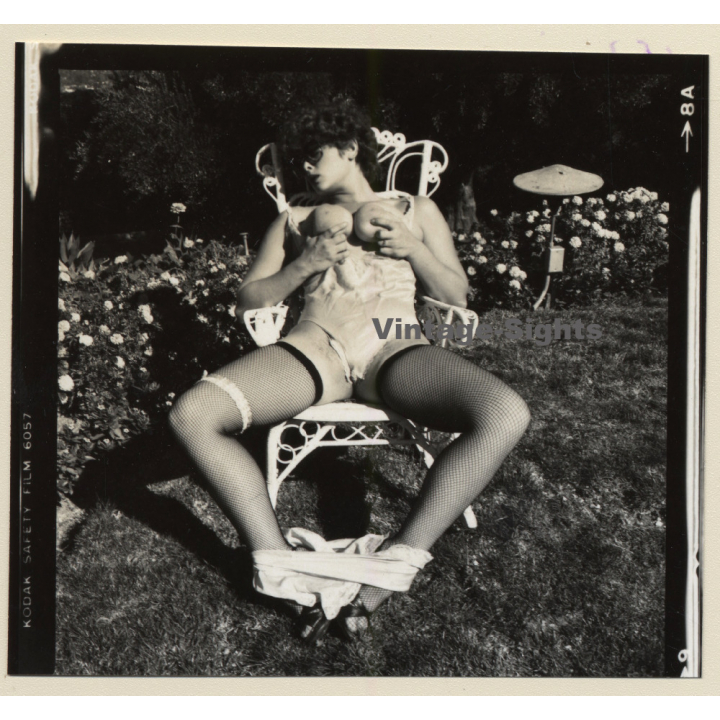 Erotic Study: Racy Busty Semi Nude Pin-up Outdoors*14 / Holding Boobs (Vintage Contact Sheet Photo 1970s/1980s)