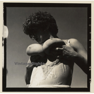 Erotic Study: Racy Busty Semi Nude Pin-up Outdoors*16 / Close-up Boobs (Vintage Contact Sheet Photo 1970s/1980s)