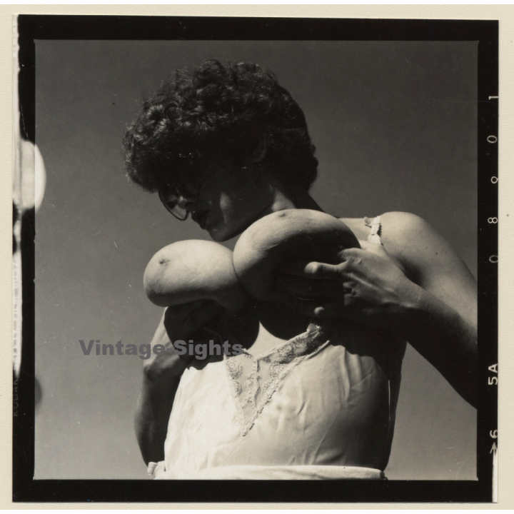 Erotic Study: Racy Busty Semi Nude Pin-up Outdoors*16 / Close-up Boobs (Vintage Contact Sheet Photo 1970s/1980s)