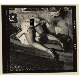 Erotic Study: Racy Busty Semi Nude Pin-up In Garden House*31 / Funny Pose (Vintage Contact Sheet Photo 1970s/1980s)