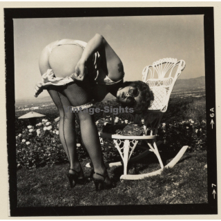 Erotic Study: Racy Busty Semi Nude Pin-up Outdoors*20 / Bent Forward (Vintage Contact Sheet Photo 1970s/1980s)