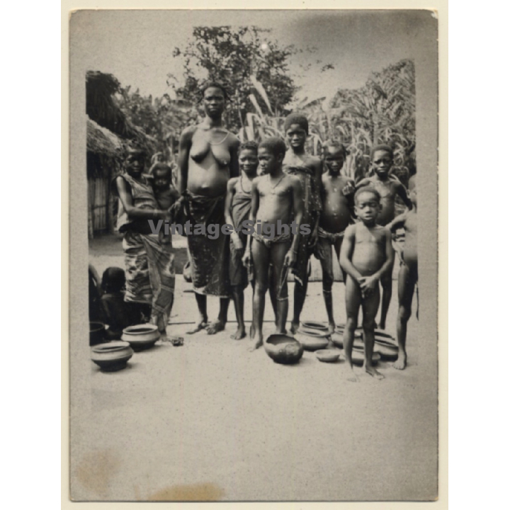 Congo Belge?: Native Topless Tribal Female & Kids / Ethnic - Straw Hut (Vintage Photo ~1920s/1930s)