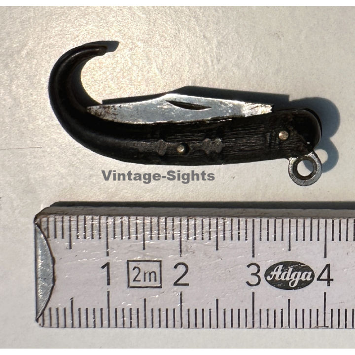 Very Small Vintage Miniature Pocket Knife *6 / Horn?  ~1940s/1950s