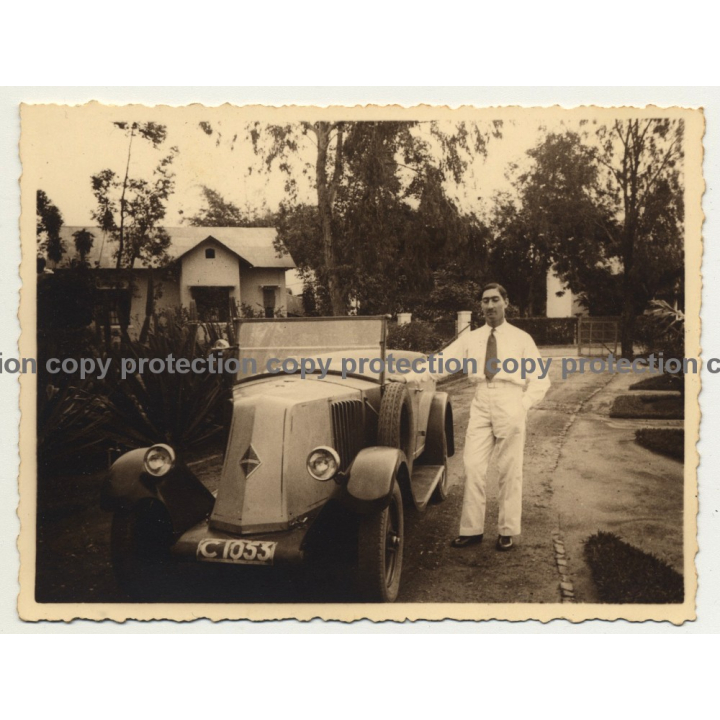 Colonial Master & Renault Type NN Cabrio / Congo (Vintage Photo B/W 1930s)