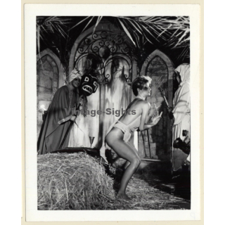 Adult Movie Star Sharon Mitchell in Space Virgins*3 (Vintage Press Photo 1984)