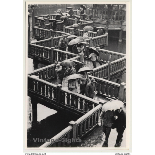 Phocigraf 82 / Bruxelles: La Chine Vue Par Les Chinois / People (Vintage Press Photo 1982)