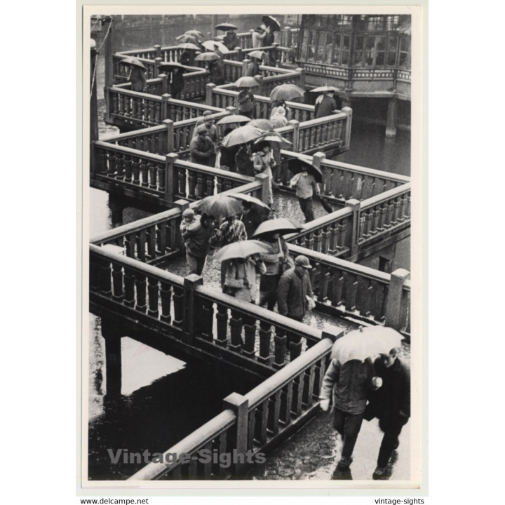 Phocigraf 82 / Bruxelles: La Chine Vue Par Les Chinois / People (Vintage Press Photo 1982)