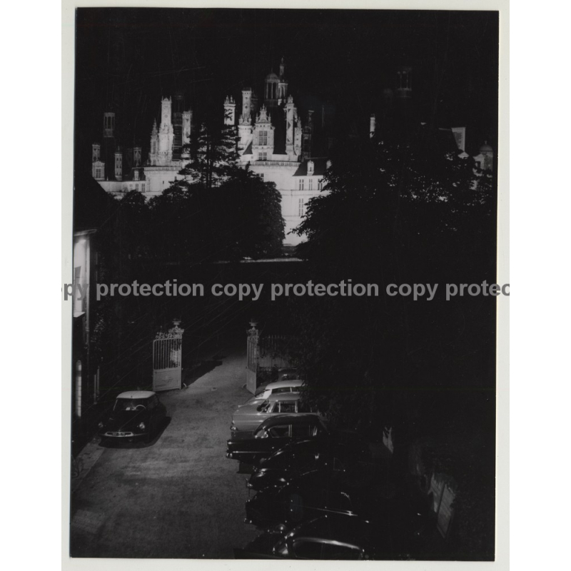 41250 Chambord: Castle Of Chambord At Night / Oldtimers  (Vintage Photo B/W 1962)