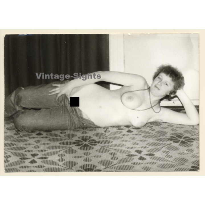 Erotic Study: Natural Topless Curlyhead Pulls Down Jeans (Vintage Photo GDR ~1980s)