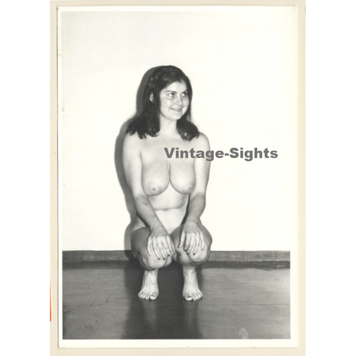Erotic Study: Funny Busty Nude In The Squats (Vintage Photo GDR ~1980s)
