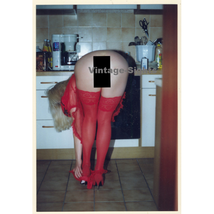 Erotic Study: Lascivious Blonde Semi Nude*4 / Butt (Vintage Photo ~1990s)