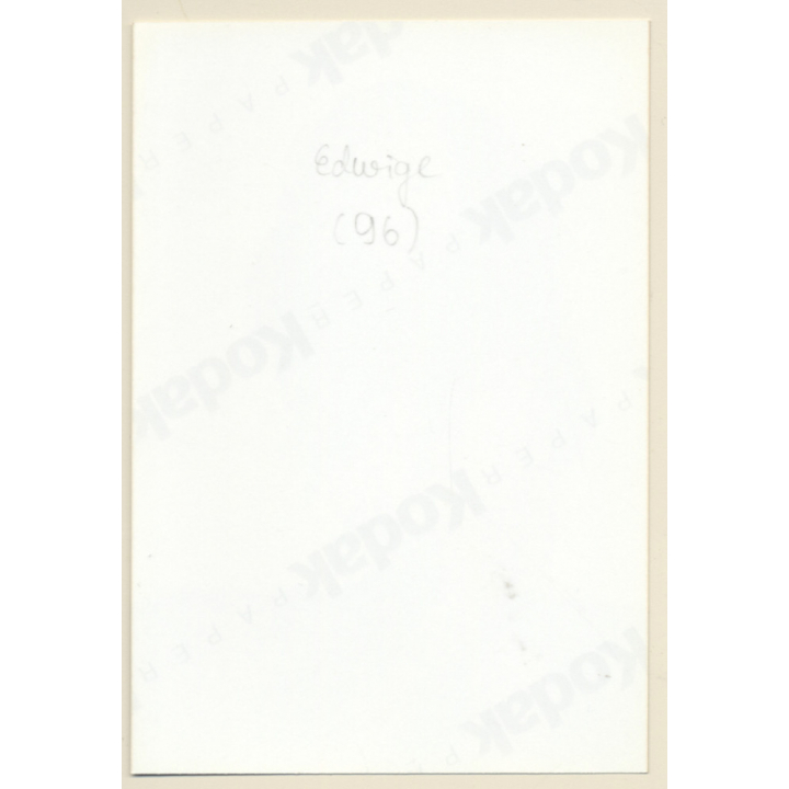 Erotic Study: Slim Pretty Dark-Skinned Nude*12 / Big Smile (Vintage Photo ~1990s)