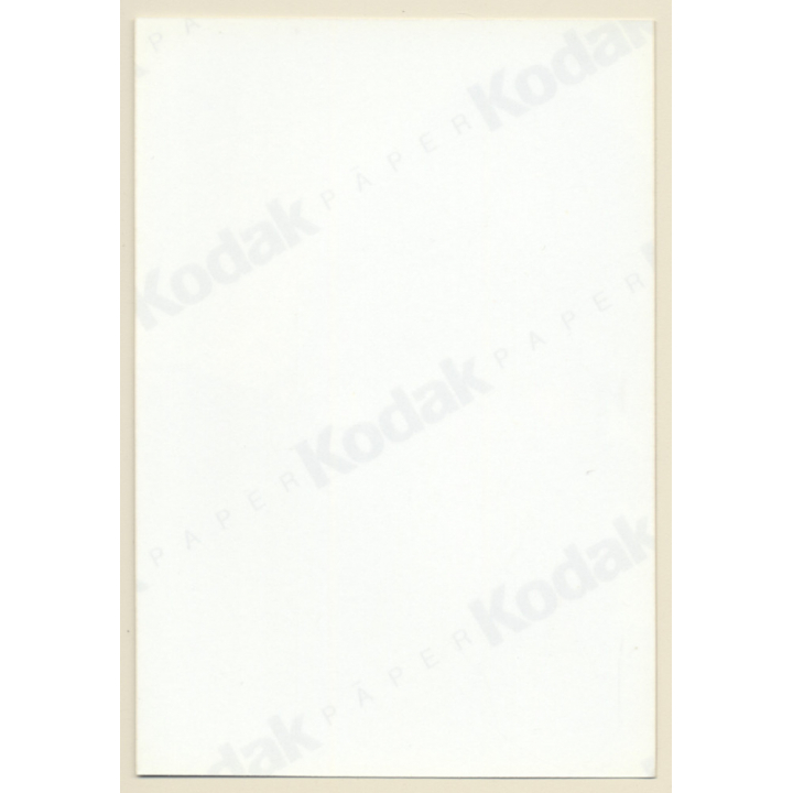 Erotic Study: Slim Pretty Dark-Skinned Nude*32 / Happy (Vintage Photo ~1990s)