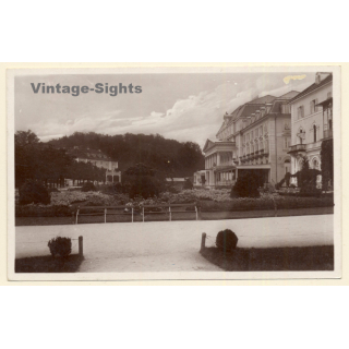 Rogaska Slatina - Rohitsch-Sauerbrunn / Slovenia: Villas & Park (Vintage RPPC 1930)