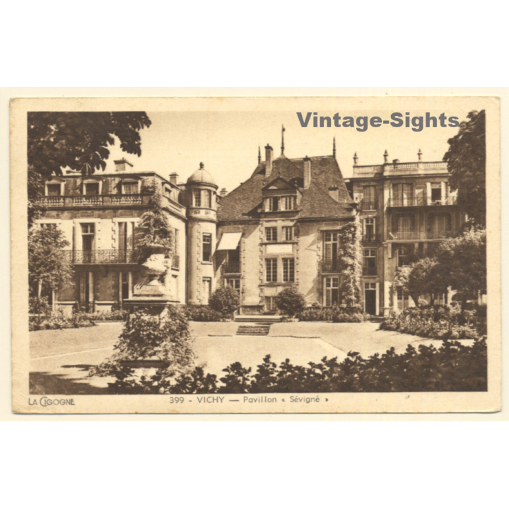 Vichy / France: Pavillon Sévigné (Vintage PC 1949)