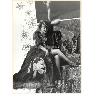 1920s Erotica: Mistinguette Au Moulin Rouge *2 / Boudoir (Large Photo Reprint ~ 24 x 18 CM)