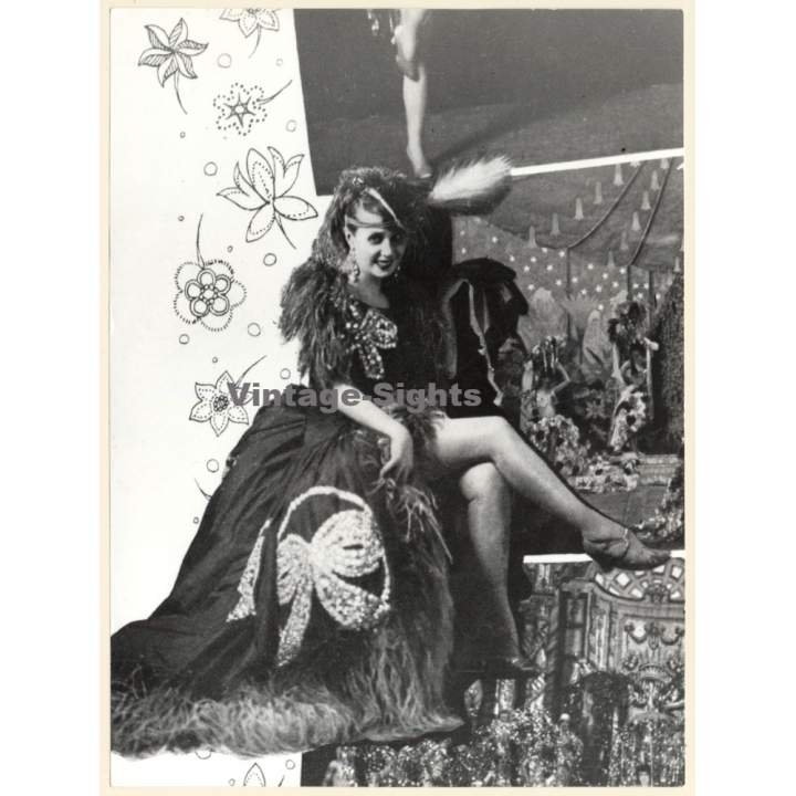 1920s Erotica: Mistinguette Au Moulin Rouge *2 / Boudoir (Large Photo Reprint ~ 24 x 18 CM)